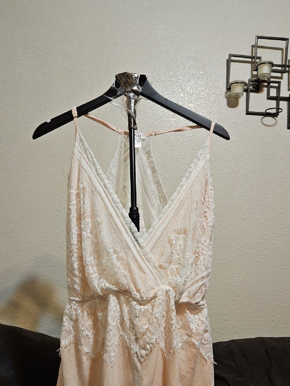 VENUS Blush Lace-Trim Romper - Picture 2 of 7